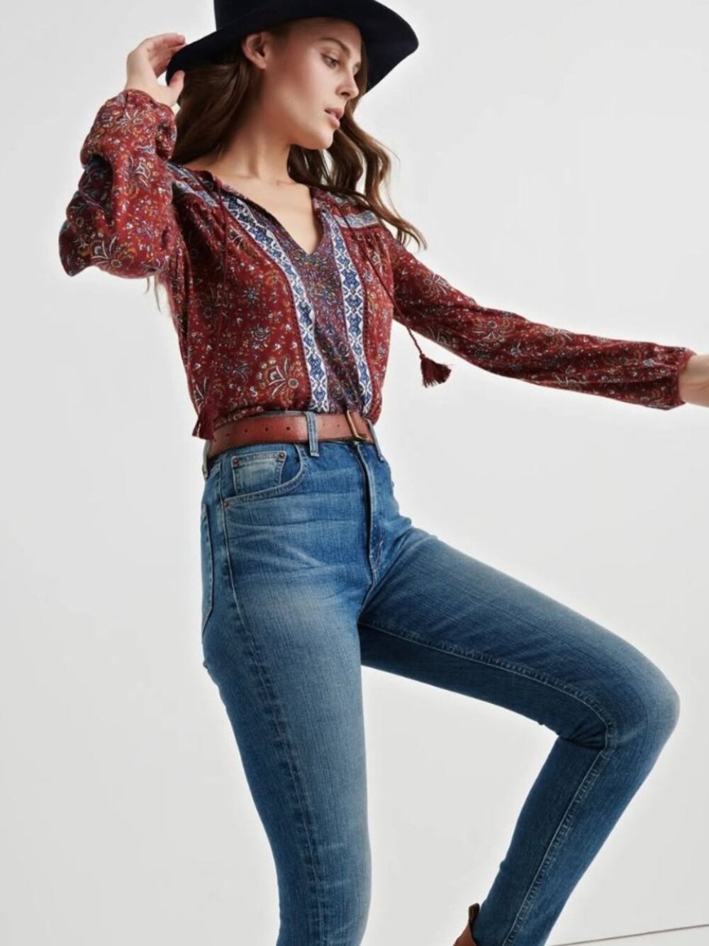 Women's Lucky Brand Bohemian Chic Retro Floral Mix Print Border Top - Size M
